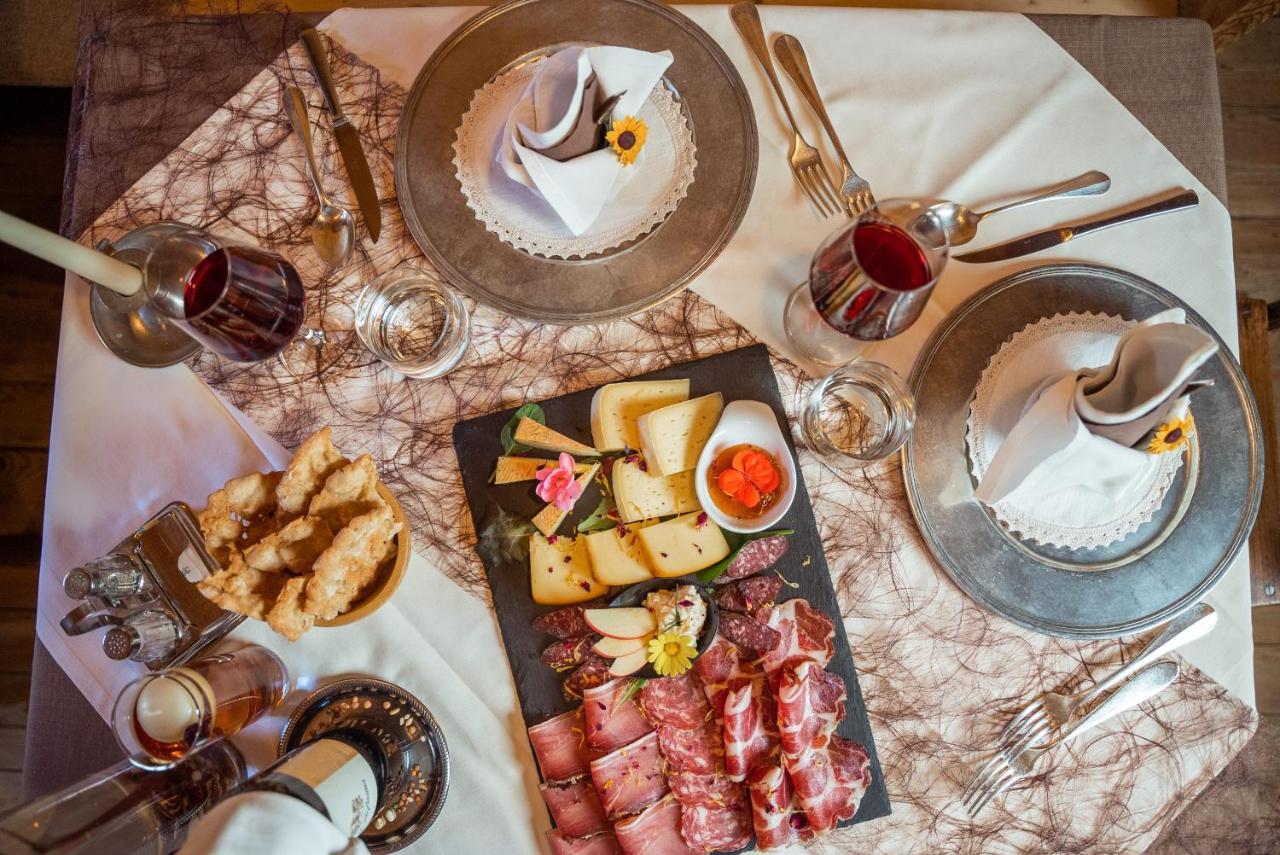 乌丽德迷人酒店 Santa Cristina Val Gardena 外观 照片