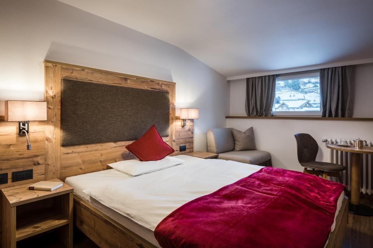 乌丽德迷人酒店 Santa Cristina Val Gardena 外观 照片