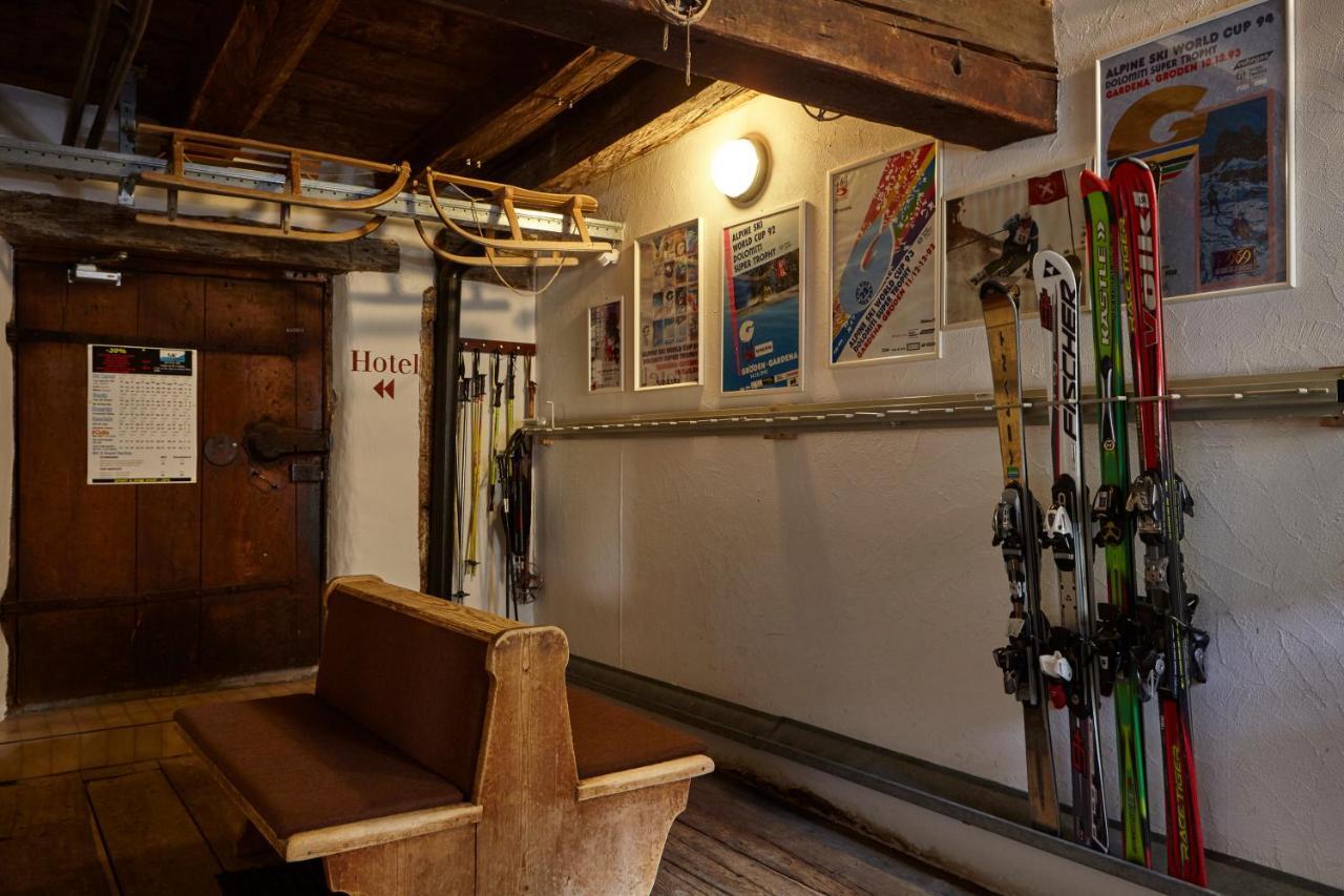 乌丽德迷人酒店 Santa Cristina Val Gardena 外观 照片